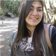 Profesora de cocina, alumnos de educación superior, universidad e institutos